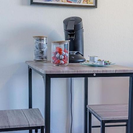 Appartement Climatise Avec Terrasse Tout Equipe A 5Min De La Gare St Charles Marseille Exteriér fotografie