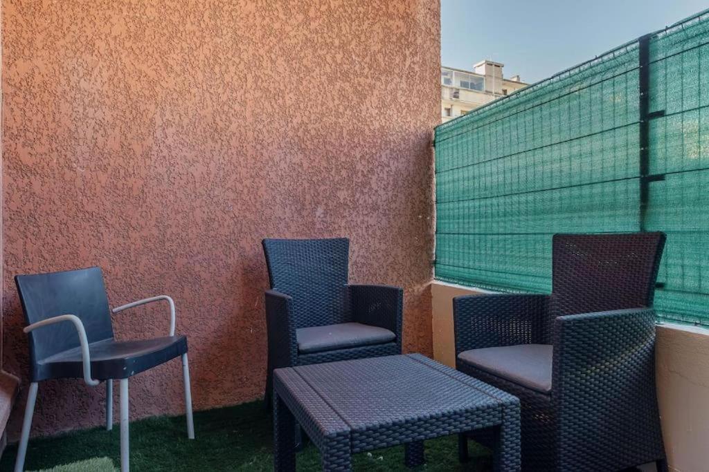 Appartement Climatise Avec Terrasse Tout Equipe A 5Min De La Gare St Charles Marseille Exteriér fotografie