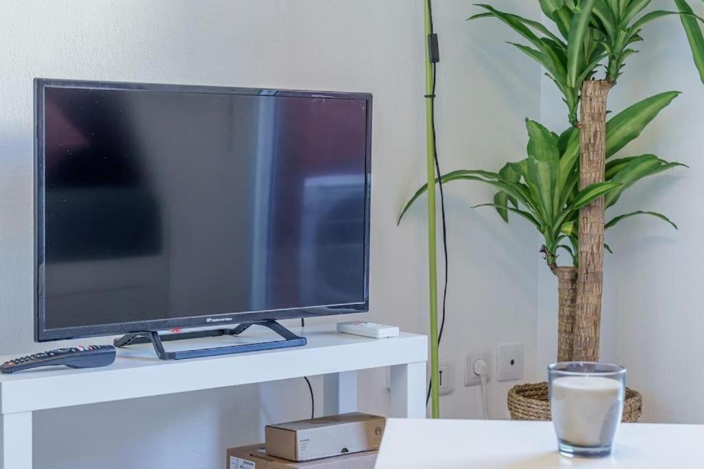 Appartement Climatise Avec Terrasse Tout Equipe A 5Min De La Gare St Charles Marseille Exteriér fotografie