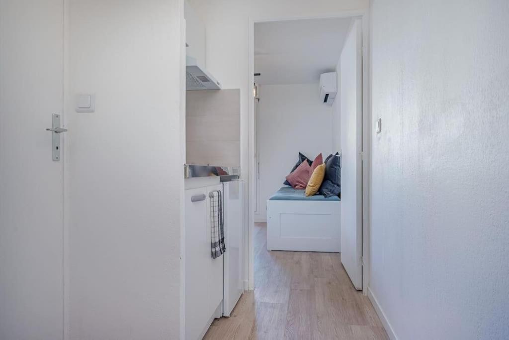 Appartement Climatise Avec Terrasse Tout Equipe A 5Min De La Gare St Charles Marseille Exteriér fotografie