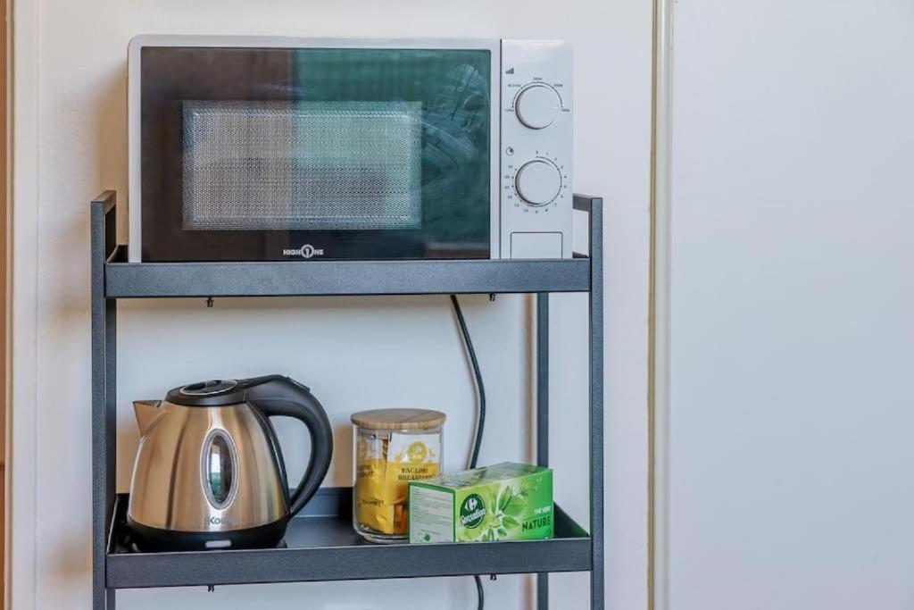 Appartement Climatise Avec Terrasse Tout Equipe A 5Min De La Gare St Charles Marseille Exteriér fotografie